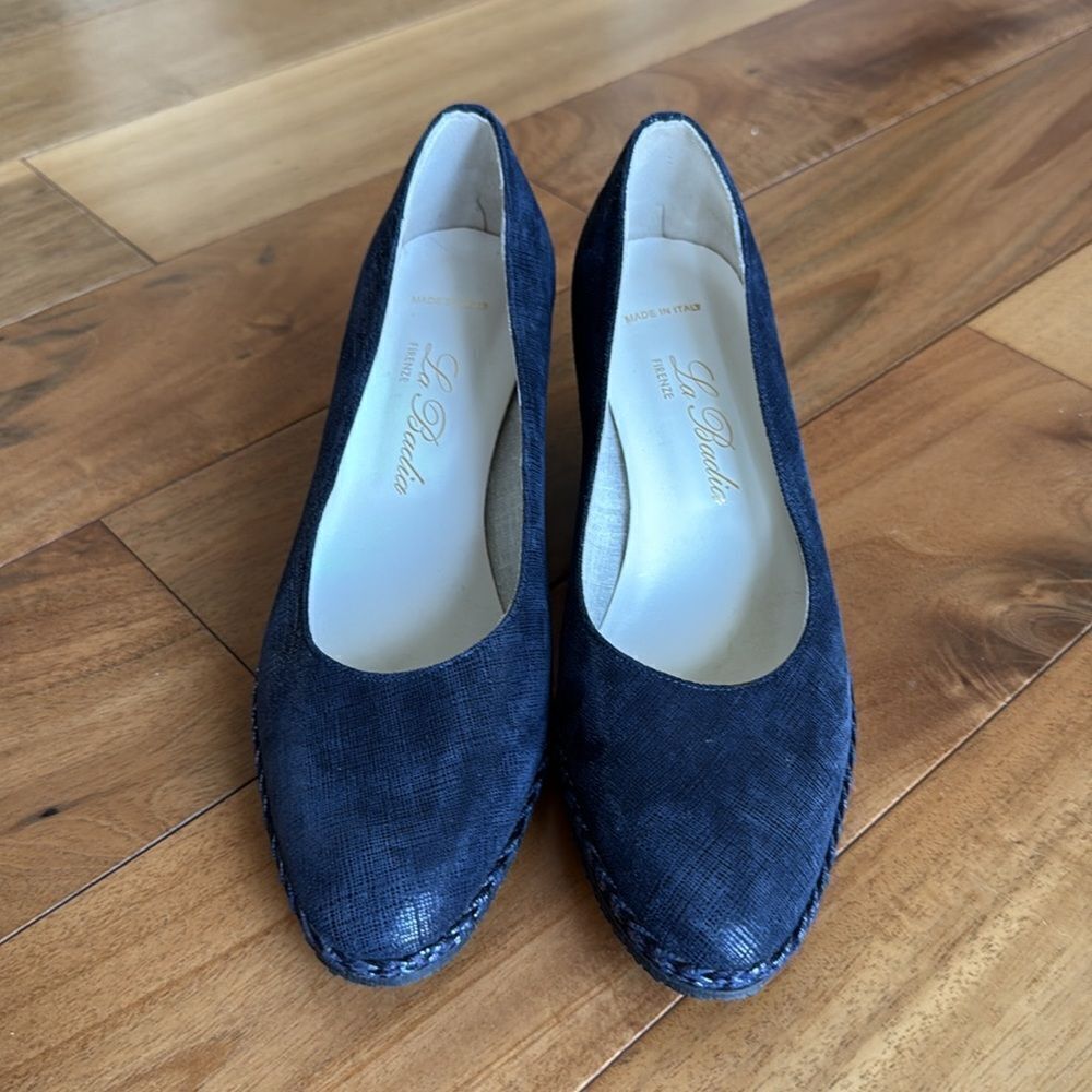 NEW La Badia wedges